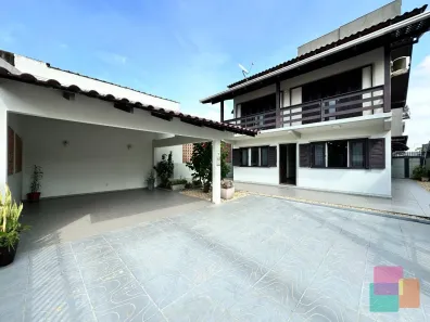 Casa com 4 Quartos à venda, 154m² no Centro, Barra Velha