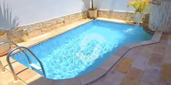 Casa de Condomínio com 3 Quartos à venda, 300m² no Centro, Maricá