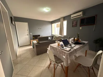 Apartamento com 2 Quartos à venda, 61m² no Canto, Florianópolis