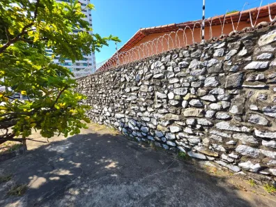 Imóvel Comercial com 4 Quartos para alugar, 215m² no Lagoa Nova, Natal