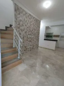Sobrado com 2 Quartos à venda, 54m² no Guilhermina, Praia Grande