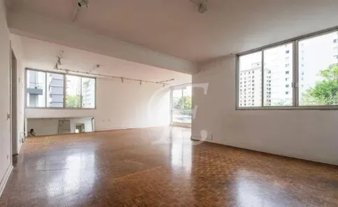 Apartamento com 3 Quartos para alugar, 170m² no Cerqueira César, São Paulo