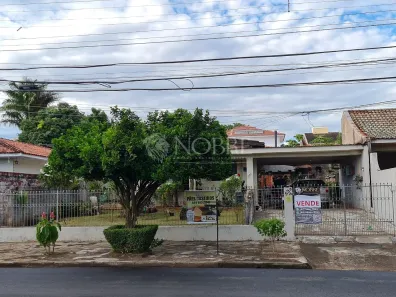 Casa com 5 Quartos à venda, 290m² no Zona 04, Maringá