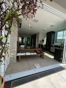 Casa com 3 Quartos para alugar, 250m² no Aruã, Mogi das Cruzes