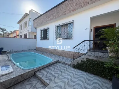 Casa com 3 Quartos à venda, 200m² no Marechal Hermes, Rio de Janeiro