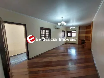 Sobrado com 3 Quartos à venda, 202m² no Vila Floresta, Santo André