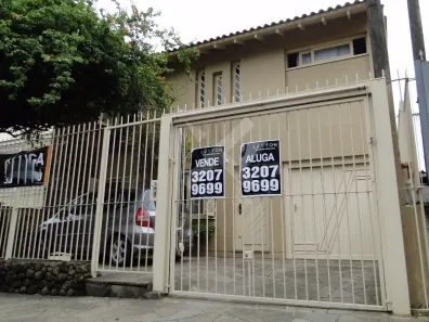 Casa com 4 Quartos à venda, 255m² no Passo da Areia, Porto Alegre