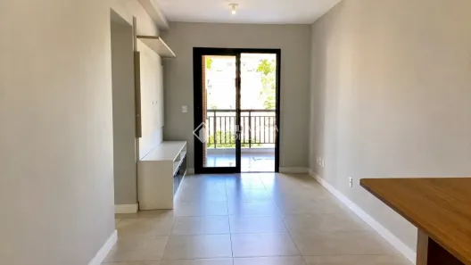 Apartamento com 2 Quartos para alugar, 75m² no Carvoeira, Florianópolis