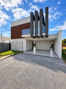 Sobrado com 4 Quartos à venda, 215m² no Jardins Barcelona, Senador Canedo