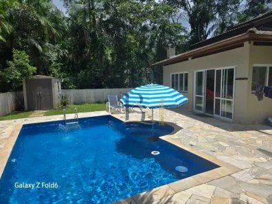 Casa de Condomínio com 3 Quartos à venda, 130m² no Guaratuba, Bertioga