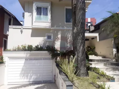 Casa de Condomínio com 3 Quartos à venda, 281m² no Jardim Colombo, São Paulo