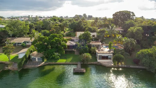 Fazenda/Sítio com 8 Quartos à venda, 1200m² no Iate Clube de Americana, Americana