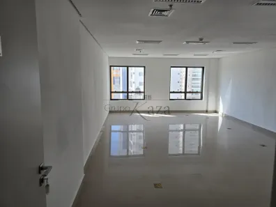 Sala Comercial com 1 Quarto para alugar, 43m² no Parque Residencial Aquarius, São José dos Campos