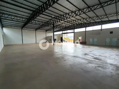 Galpão/Depósito/Armazém para alugar, 692m² no Aclimação, Uberlândia