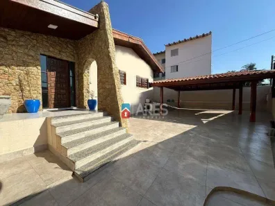 Casa com 5 Quartos à venda, 300m² no Vila Santa Catarina, Americana