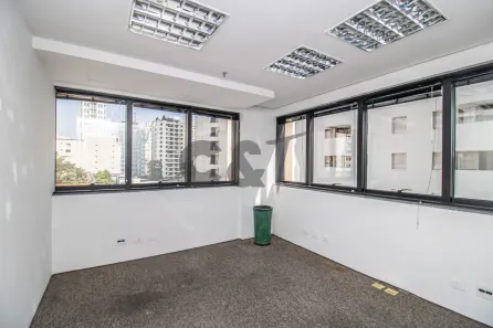 Sala Comercial para alugar, 246m² no Indianópolis, São Paulo