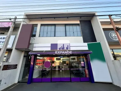 Imóvel Comercial à venda, 260m² no Vila Pinheiro Machado, Botucatu