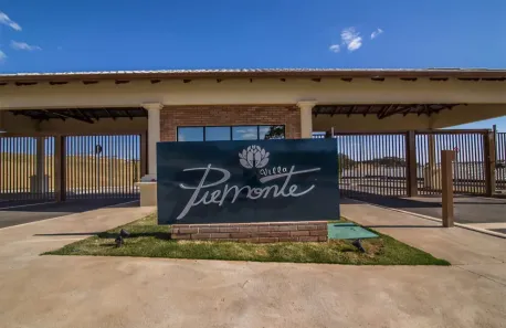 Lote/Terreno à venda, 339m² no Parque Universitário, Franca
