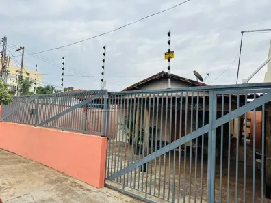 Casa com 2 Quartos à venda, 127m² no Vila Melhado, Araraquara