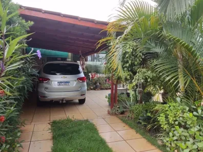 à venda, 486m² no Jardim Monte Rei, Maringá