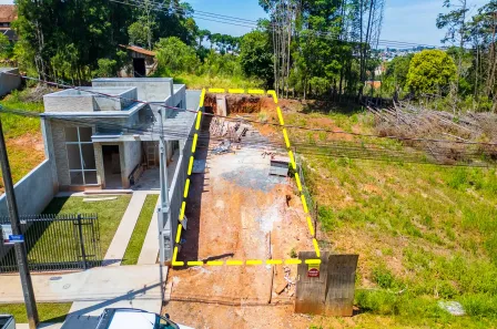 Lote/Terreno à venda, 210m² no Vila Santa Terezinha, Campo Largo