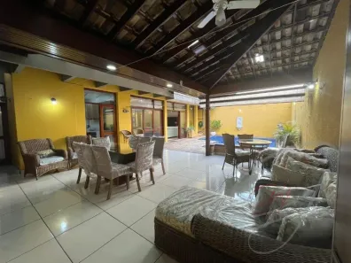 Sobrado com 4 Quartos à venda, 350m² no Cidade São Francisco, São Paulo