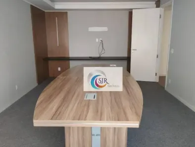 Sala Comercial para alugar, 136m² no Itaim Bibi, São Paulo