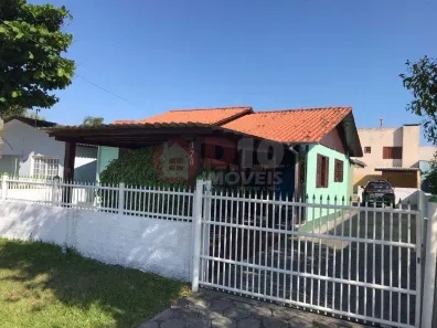 Casa com 4 Quartos à venda, 140m² no Centro, Balneário Arroio do Silva