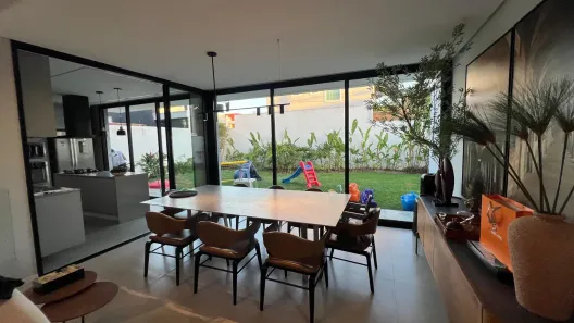 Casa de Condomínio com 5 Quartos à venda, 338m² no SIM, Feira de Santana