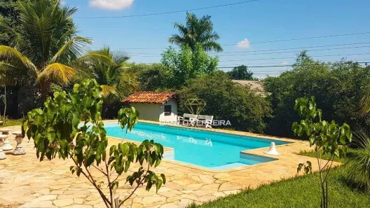 Fazenda/Sítio com 6 Quartos à venda, 320m² no Chácara Iracema, Salto