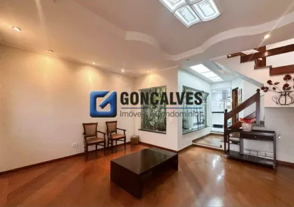 Sobrado com 3 Quartos para alugar, 247m² no Anchieta, São Bernardo do Campo
