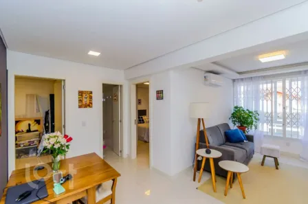 Apartamento com 2 Quartos à venda, 65m² no Santana, Porto Alegre