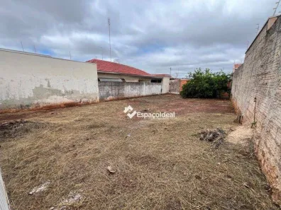 Lote/Terreno à venda, 250m² no Vila Irerê, Lençóis Paulista