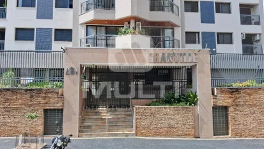 Apartamento com 3 Quartos para alugar, 240m² no Osvaldo Rezende, Uberlândia
