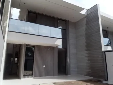 Casa com 4 Quartos à venda, 152m² no Jardim das Oliveiras, Fortaleza