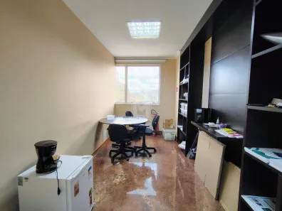 Sala Comercial para alugar, 55m² no Enseada do Suá, Vitória