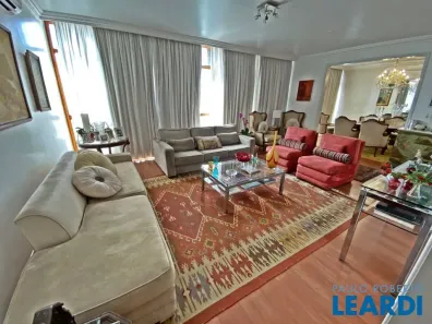 Apartamento com 3 Quartos à venda, 196m² no Santa Cecília, São Paulo