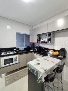 Casa com 2 Quartos à venda, 94m² no Jardim Santa Maria, Jacareí