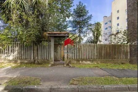 Lote/Terreno à venda, 747m² no Novo Mundo, Curitiba