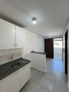 Apartamento com 1 Quarto para alugar, 23m² no Zona 01, Maringá