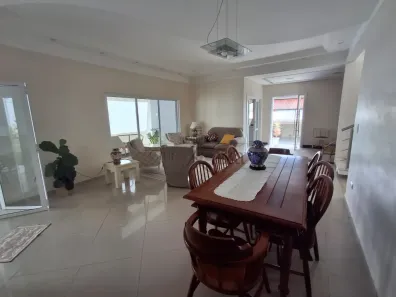 Casa de Condomínio com 5 Quartos à venda, 750m² no Vila Zezé, Jacareí