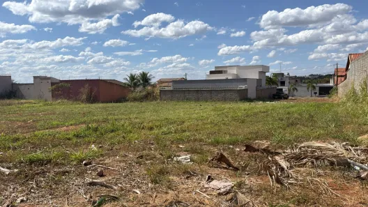 Lote/Terreno à venda, 1080m² no Jardim Floresta, Trindade
