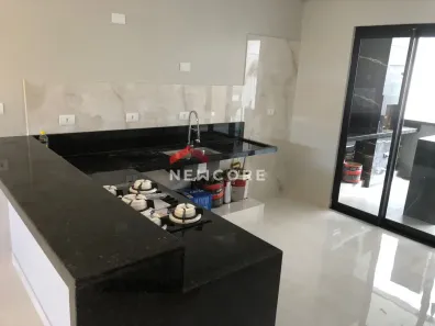 Sobrado com 3 Quartos à venda, 155m² no Jardim Guararapes, Londrina