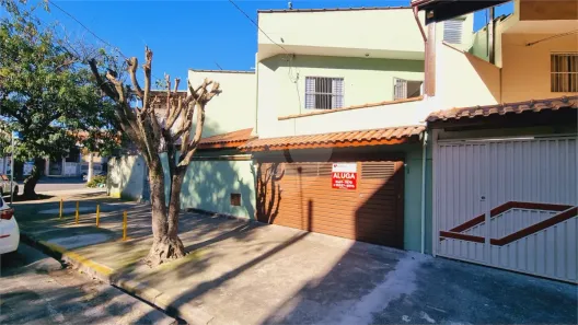 Casa com 2 Quartos para alugar, 80m² no Jardim Guanhembu, São Paulo
