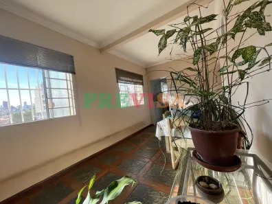 Prédio Comercial com 6 Quartos à venda, 203m² no Sagrada Família, Belo Horizonte