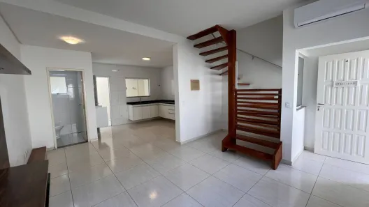 Casa de Condomínio com 2 Quartos à venda, 85m² no Portal da Olaria, São Sebastião