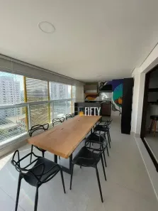 Apartamento com 3 Quartos para alugar, 179m² no Jardim das Acácias, São Paulo