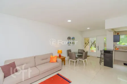 Casa de Condomínio com 3 Quartos à venda, 250m² no Praia de Belas, Porto Alegre