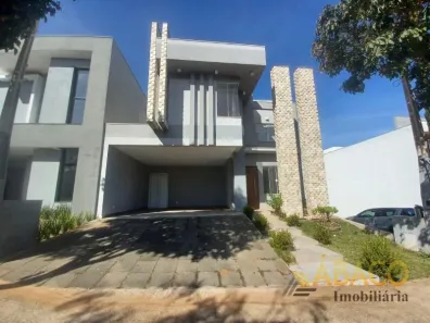 Casa com 3 Quartos à venda, 240m² no Parque Sisi, São Carlos