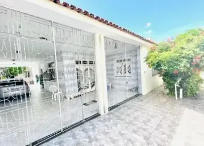 Casa com 5 Quartos à venda, 300m² no Cirurgia, Aracaju
